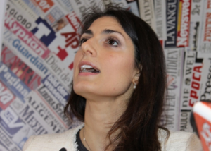 Raggi. L'attacco al sindaco di Roma: regime mediatico o scorrettezza?