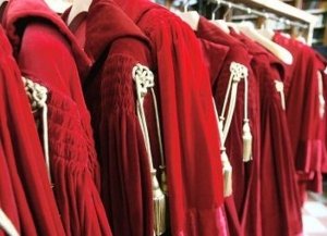 Magistratura inquinata: come può un probabile rinviato a giudizio seguire l'inchiesta sulle bombe della 'ndrangheta?