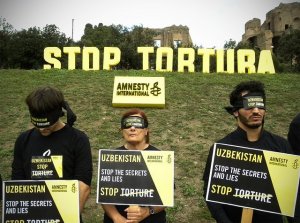 Uzbekistan, Usa e Unione europea chiudono gli occhi sulla tortura