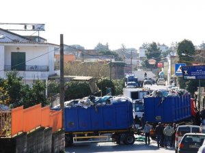 Campania: «Il vero ministro dei rifiuti è Nicola Cosentino»
