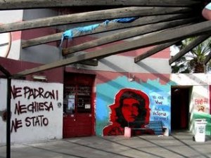 Il Csoa Cartella, la lotta al Ponte e quegli strani avvertimenti