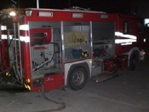Arenella (PA), incendio nella notte