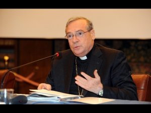 Feltri-Vaticano: Mons Marchetto aveva chiesto da più di un'anno al Papa di essere pensionato