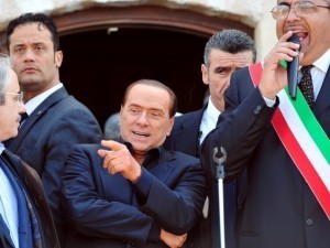 Le mirabolanti promesse di Silvio B. e il nostro nuovo medioevo