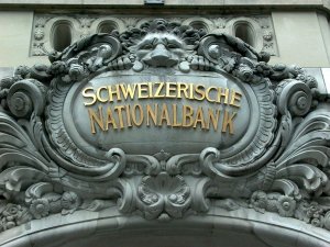 Germania e UK tassano i conti in Svizzera dei propri cittadini. Perché noi no?
