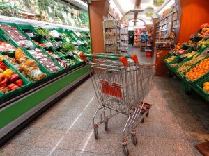 Voci dalla crisi 2 - Prezzi bassi? Ma risparmiano sul costo del lavoro!