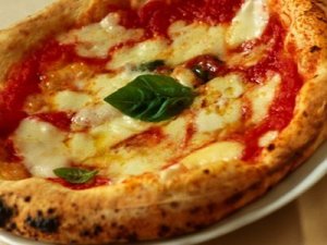USA, discussione serrata al Congresso: "La pizza è una verdura o no"?