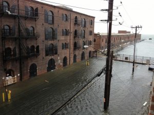 New York si prepara al peggio. In arrivo l'uragano Sandy