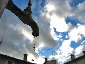 Acqua azzurra... acqua chiara? A rischio l'esito del referendum 2011