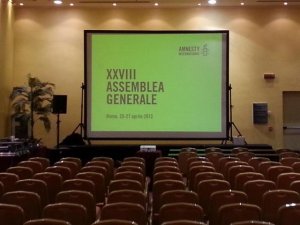 Rivoluzione pacifica: la forza dirompente del (non) fare, tutti insieme