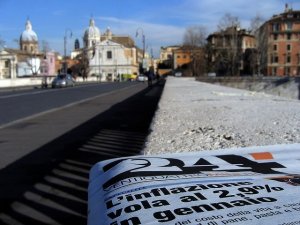 Marciare divisi per dire idiozie uniti