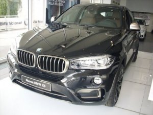 BMW, il suvcoupé