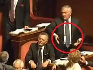 Insulti sessisti in Parlamento, ovvero, la vera modifica della Costitutuzione
