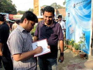 Terzo blogger ateo ucciso a colpi di machete in Bangladesh