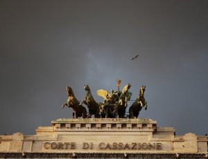Le colpe del Pd sulla sospensione dei lavori parlamentari