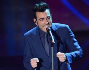 Marco Mengoni vince il Festival di Sanremo. Agli Elio e le Storie Tese il premio della critica