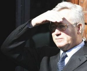 Lo scaricabarile di Tremonti sulla crescita