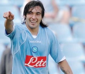 Argentina amara. Il Napoli perde Lavezzi, il Genoa Milito