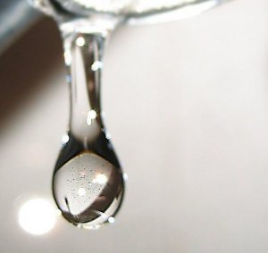 Acqua e rivoluzioni nell'Italia delle privatizzazioni