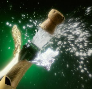 E adesso? Si ripongano le bottiglie di spumante