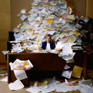 Piccole storie di ordinaria follia – Alla cancelleria