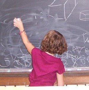 Il Governo ha paura del modello di scuola "Emiliano"