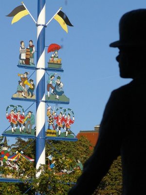 Le contraddizioni dei nostri giorni: lotterie, vincite e premi contro fame, miserie e sifferenze