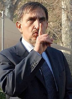 La menzogna al potere, ovvero il potere della menzogna