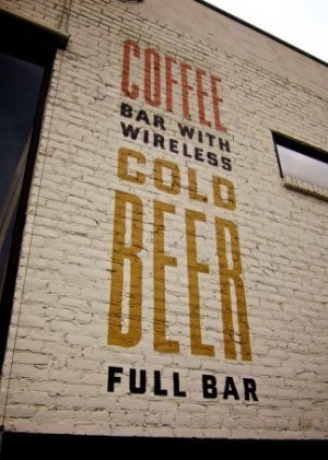 Meglio una birra o un caffè?