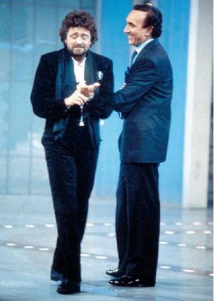 L'ipocrisia di Grillo e la TV