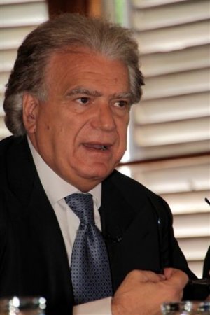 Dico vs Unioni Civili. Per fortuna c'è Verdini, che è più a sinistra di Bersani