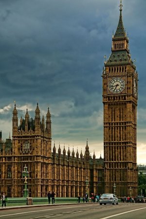 Londra: terrore nei confronti dell'untore romeno. In pericolo la libera circolazione umanitaria