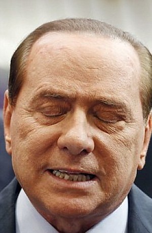 "Distacco posteriore del vitreo monolaterale" Basta ad annullare un comizio in campagna elettorale?