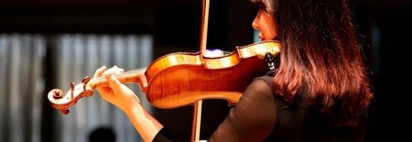 Perchè i talebani distruggono gli strumenti musicali