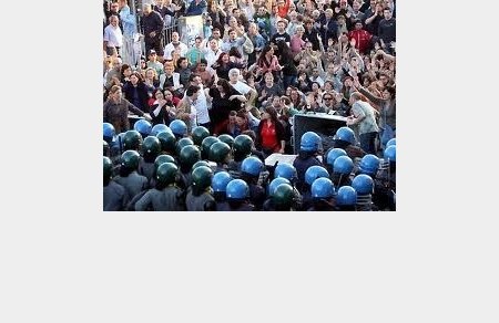 I Vesuviani, differenziano, Bertolaso ”ammucchia”
