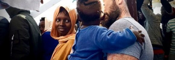 Senato, voto rifinanziamento missione Libia. Le camere chiudono i lavori e vanno in vacanza dopo un voto disumano e allarmante
