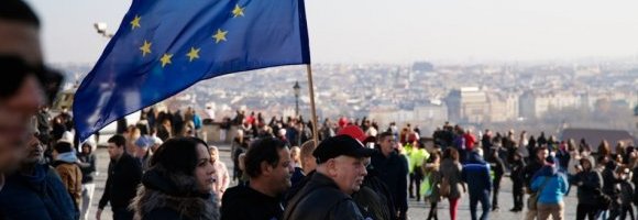 Ha vinto l'astensionismo che fa comodo ai partiti