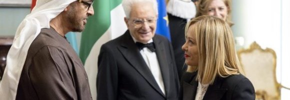 Grandi affari con gli Emiri. C'è il sigillo di Mattarella