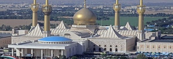 Khamenei preghiera armata