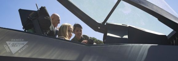 Bugie di guerra, il governo minimizza ma la NATO conferma: le basi USA in Italia sono la piattaforma degli attacchi all'Iran