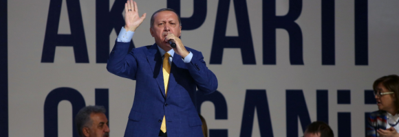 Turchia: Ankara e Istanbul voltano le spalle a Erdoğan