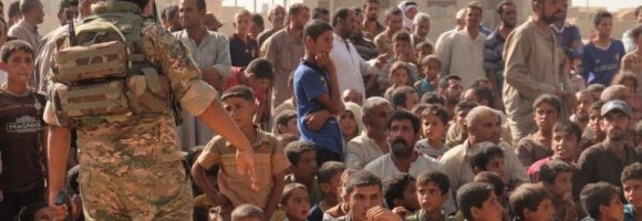 Oxfam Italia, migranti. 667 milioni di aiuti UE utilizzati per il blocco dei flussi in Africa