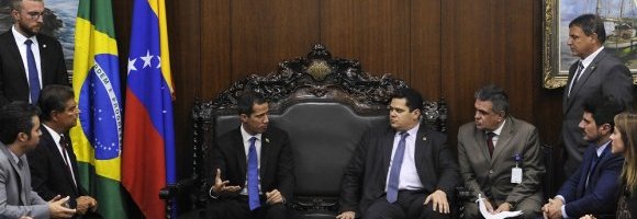 Venezuela, tra Maduro e Guaidó: lo stallo 