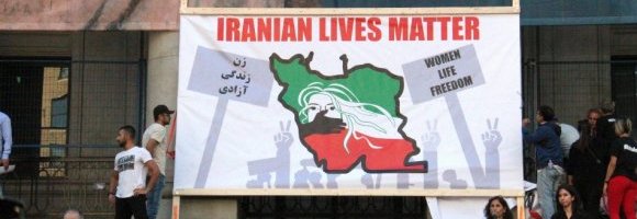 Iran, il voto temuto e contestato 