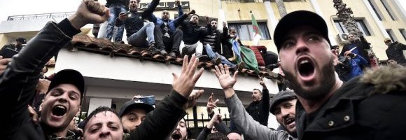 Algeria, il voto dell'astensione 