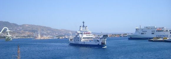 Deposito gas LNG nel porto di Messina - Tremestieri: la spada di Damocle di un rigassificatore