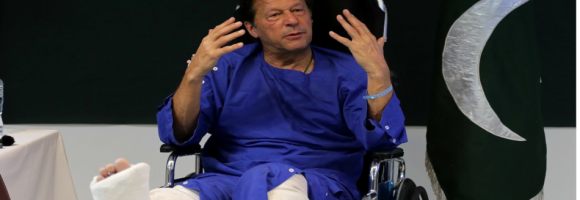 Intrigo pakistano, faide politico-militari dietro l'agguato a Khan 