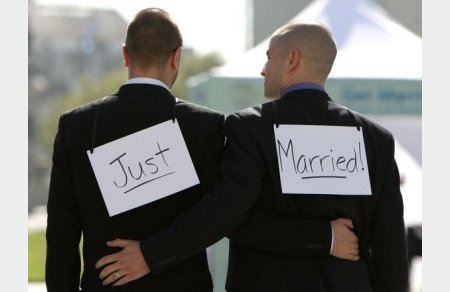 LGBT, solo diritti individuali? No Grazie!