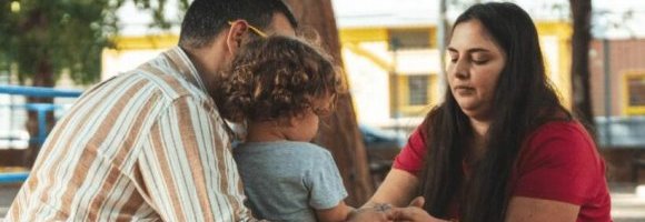 In Italia sempre meno bambini e sempre più poveri