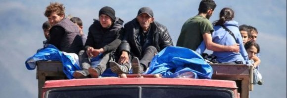 Nagorno Karabakh, la fuga dei profughi e degli uomini d'oro